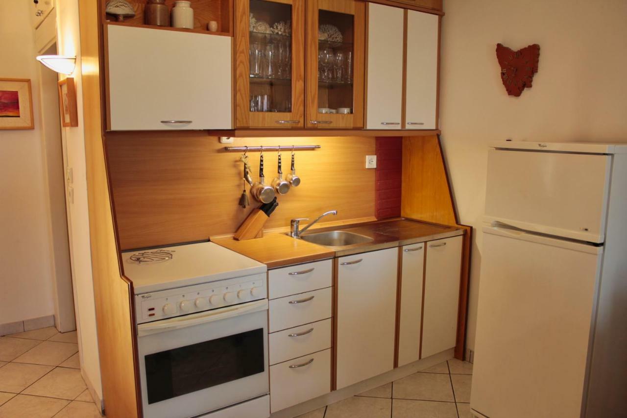 Fokais Beach Apartment Néa Fókaia Extérieur photo