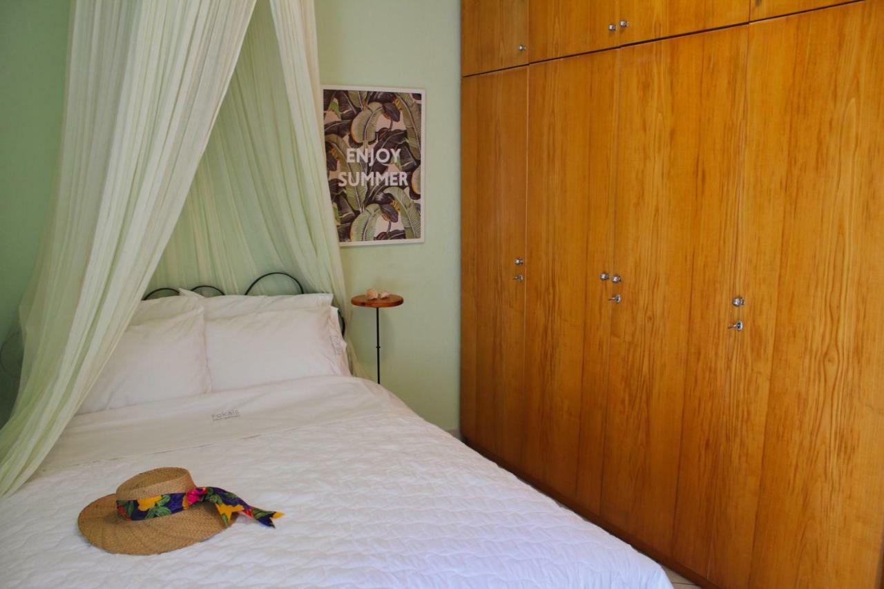 Fokais Beach Apartment Néa Fókaia Extérieur photo