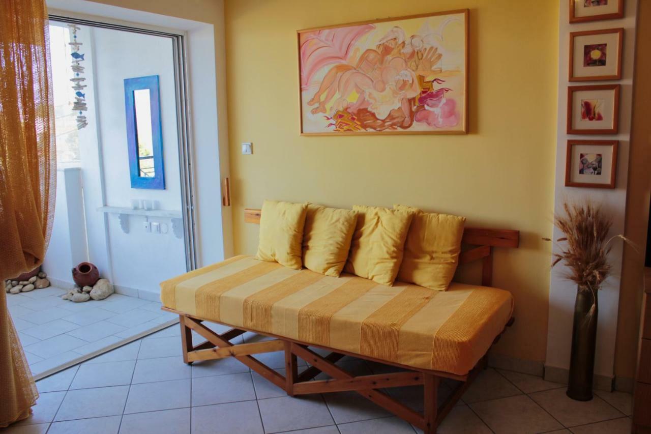 Fokais Beach Apartment Néa Fókaia Extérieur photo